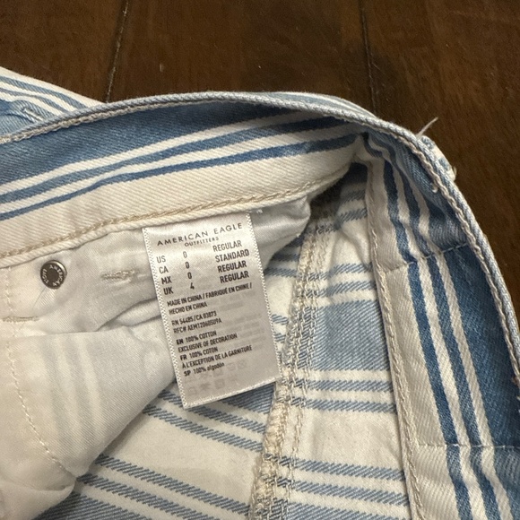 American Eagle Striped Mom jeans size 0 Regular - Picture 2 of 4